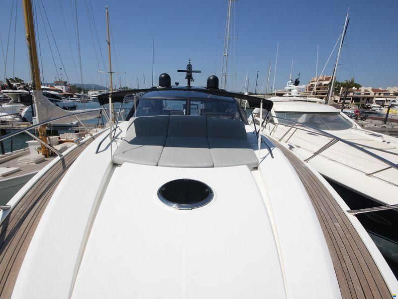 Sunseeker Predator 60