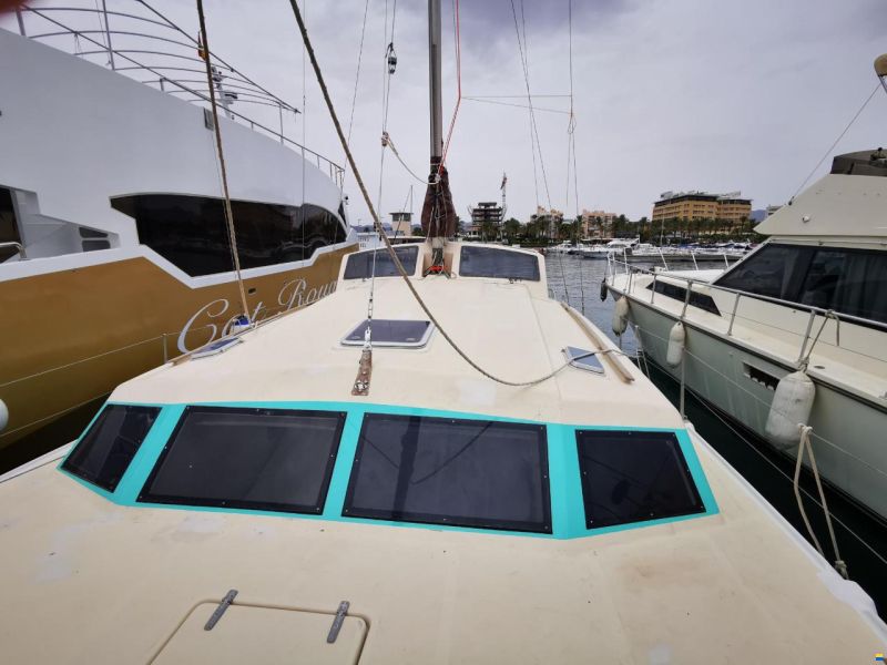 Prout Snowgoose 37