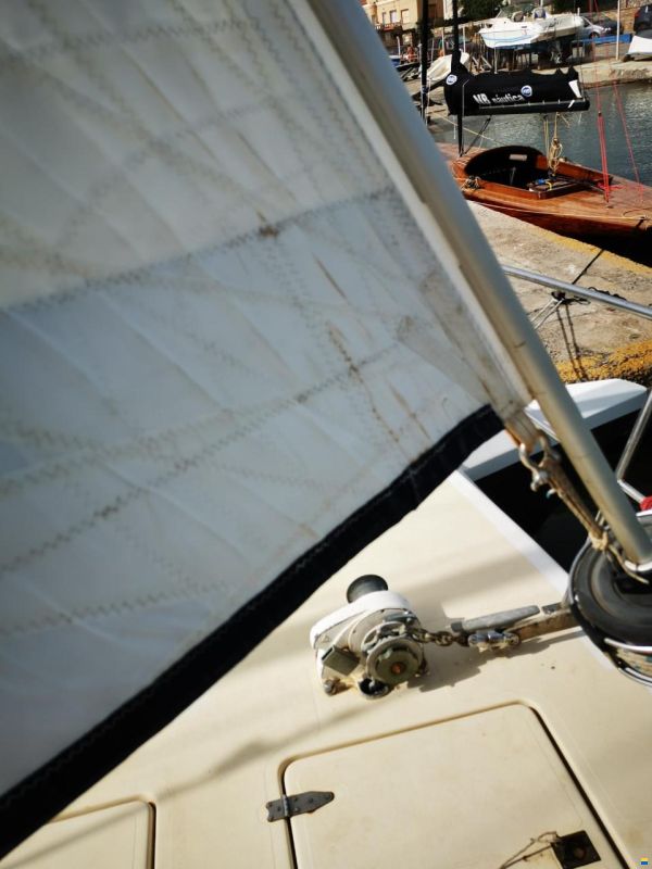 Prout Snowgoose 37