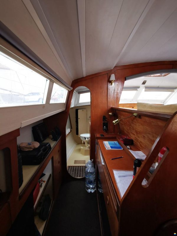 Prout Snowgoose 37