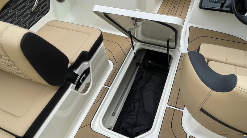 Sea Ray SPX 190
