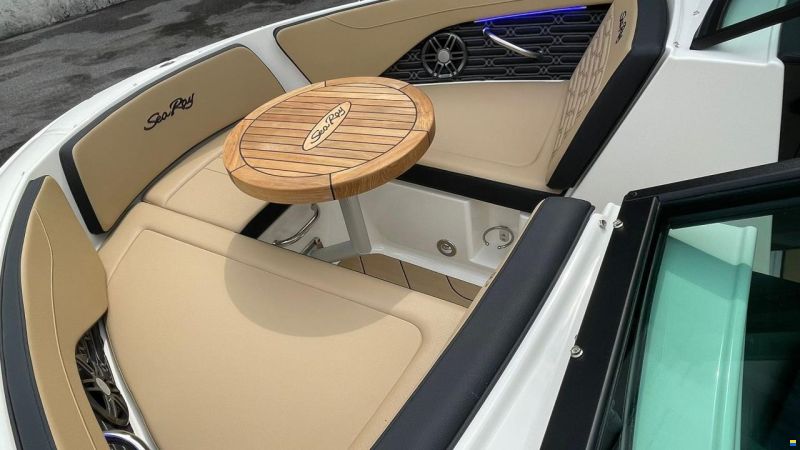 Sea Ray SPX 190