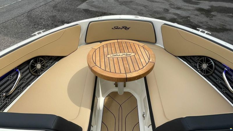 Sea Ray SPX 190