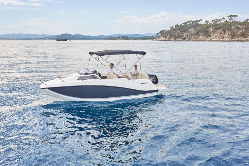 Quicksilver 555 Cabin mit 80PS und Trailer