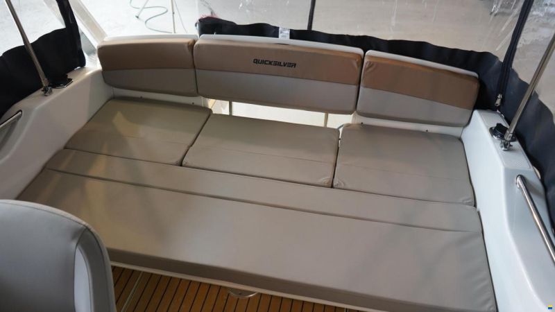 Quicksilver Activ 555 Cabin mit 15PS