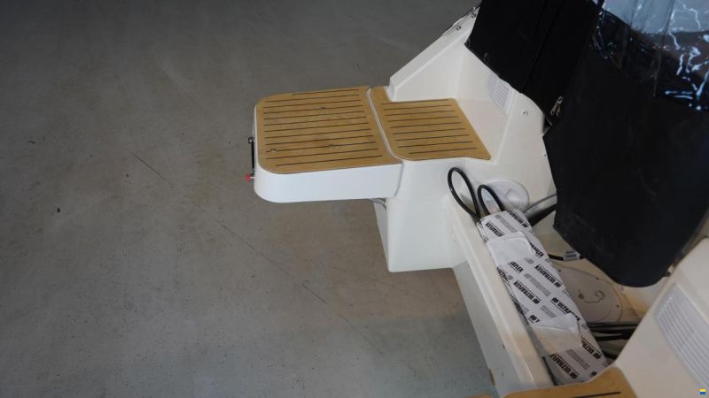 Quicksilver Activ 555 Cabin mit 15PS