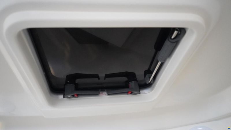 Quicksilver Activ 555 Cabin mit 15PS
