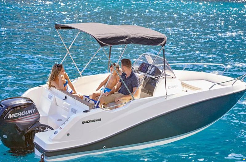 Quicksilver Activ 555 Open