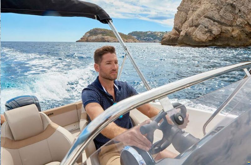 Quicksilver Activ 555 Open mit 80PS und Trailer