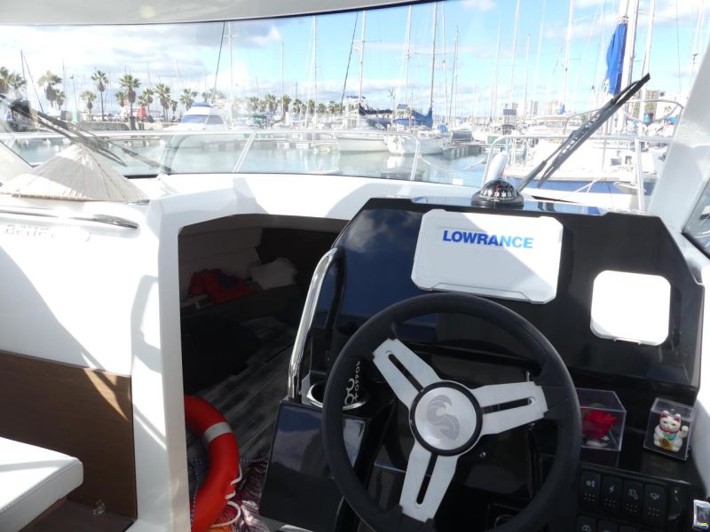 Beneteau Antares 8 OB