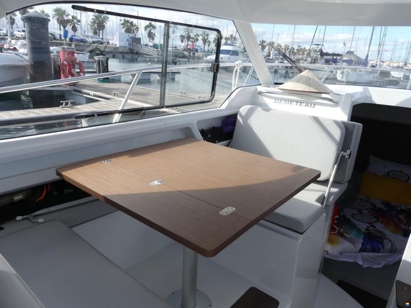 Beneteau Antares 8 OB