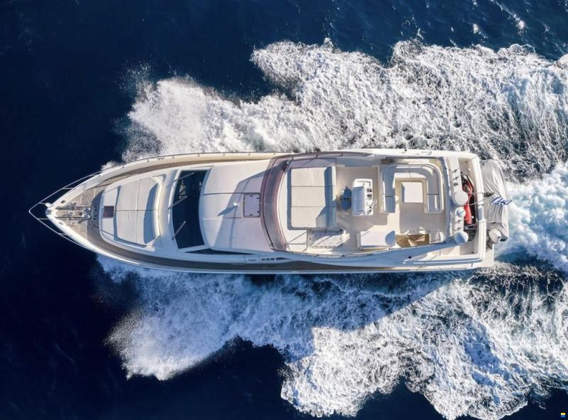Ferretti 731