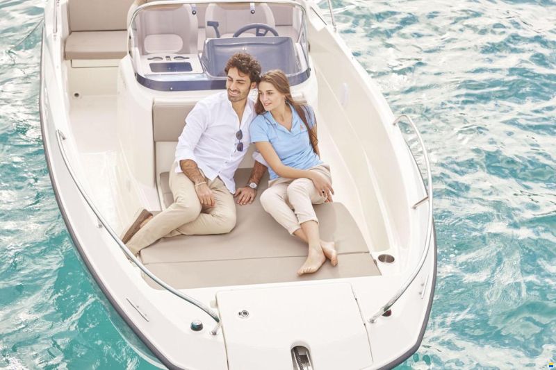 Quicksilver Activ 605 Open