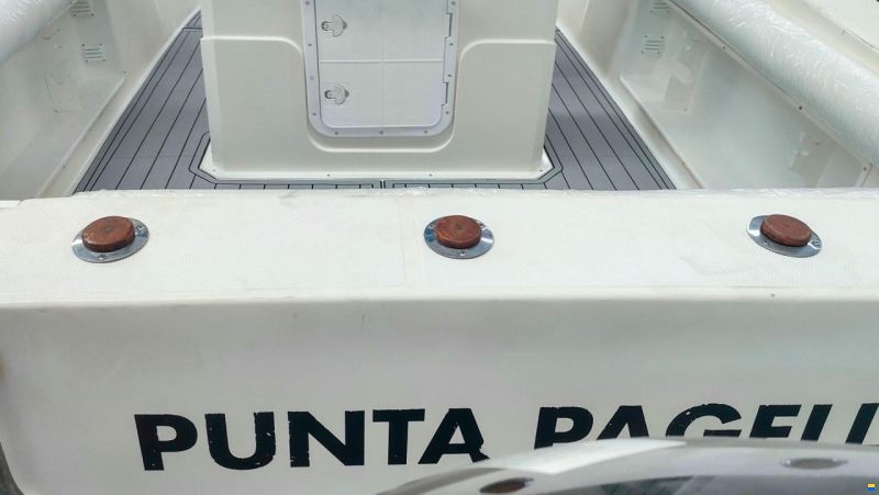 Wellcraft 238 CCF Center Console