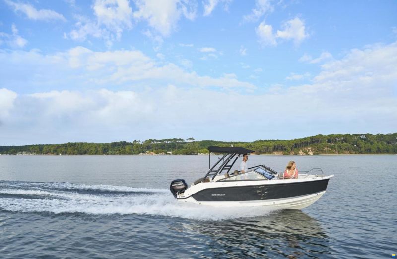 Quicksilver Activ 605 Bowrider