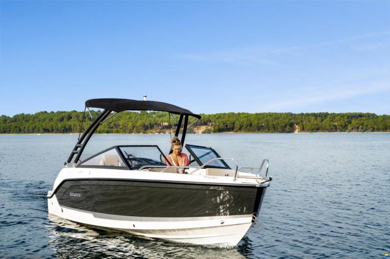 Quicksilver Activ 605 Bowrider