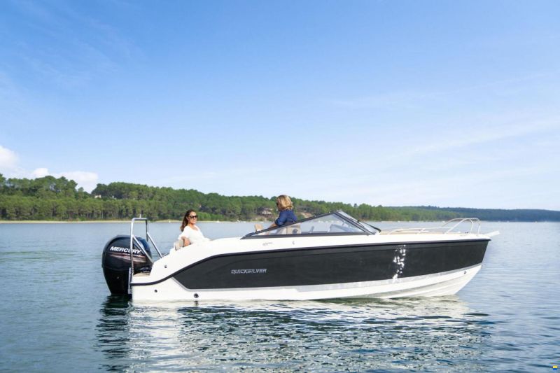 Quicksilver Activ 605 Cruiser  und Trailer