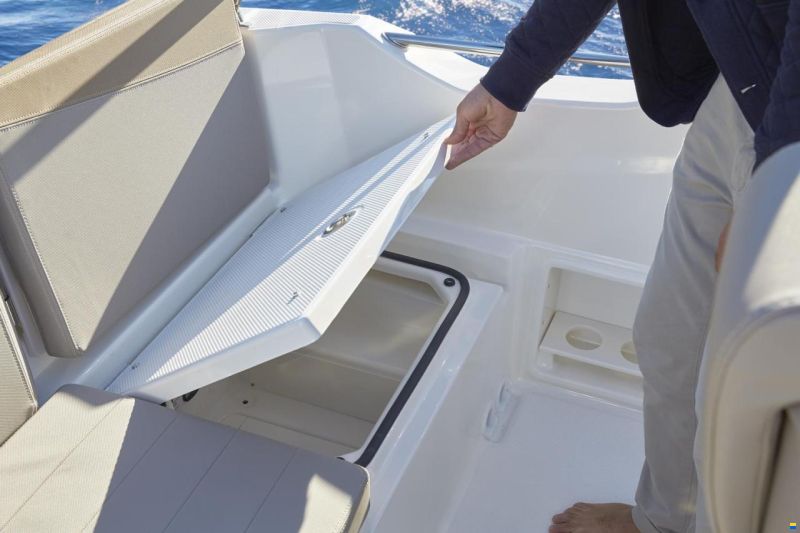 Quicksilver Activ 675 Sundeck und Trailer