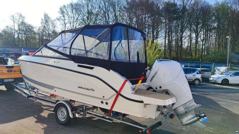 Quicksilver 675 Cruiser