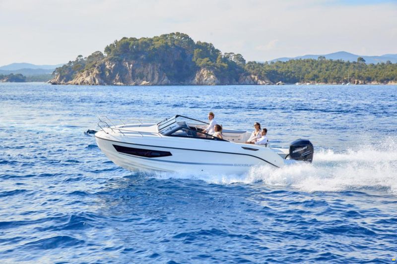 Quicksilver Activ 755 Cruiser