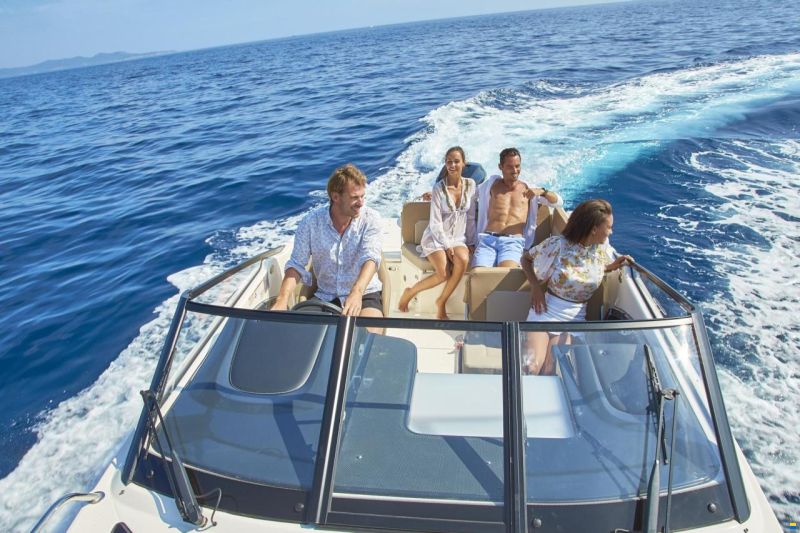 Quicksilver Activ 755 Cruiser