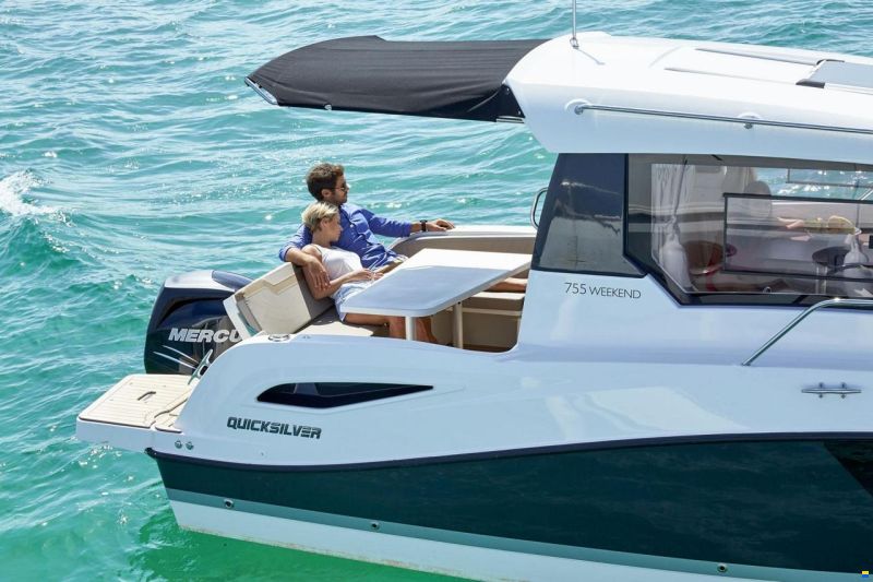 Quicksilver Activ 805 Weekend