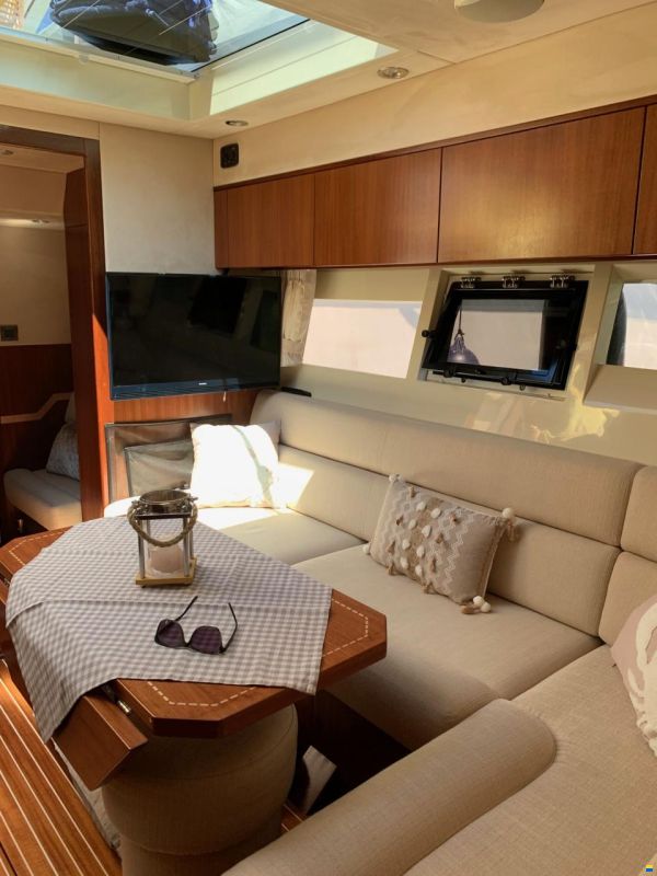 Galeon 385 HTL