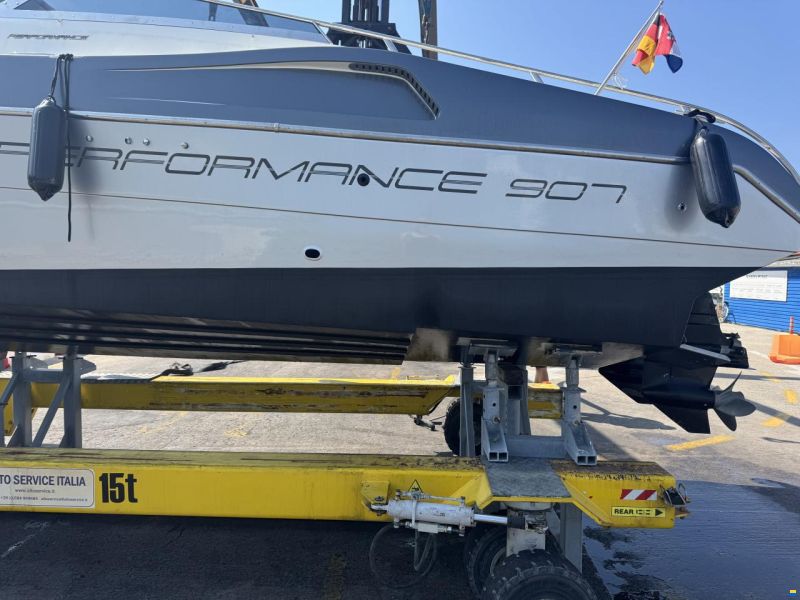 Performance 907