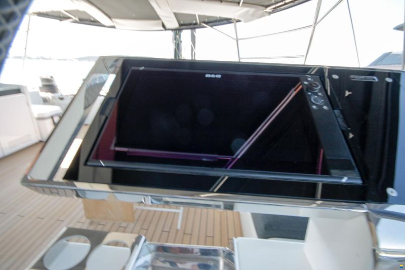 Lagoon 620 Essense