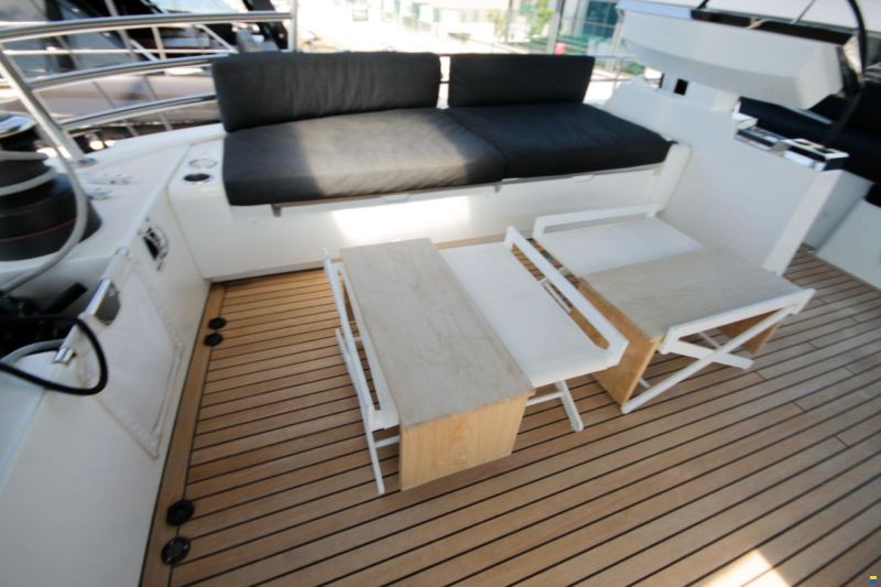 Lagoon 620 Essense