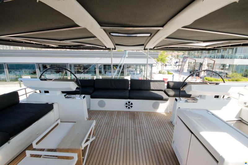 Lagoon 620 Essense