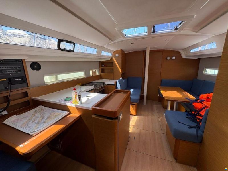 Jeanneau Sun Odyssey 410