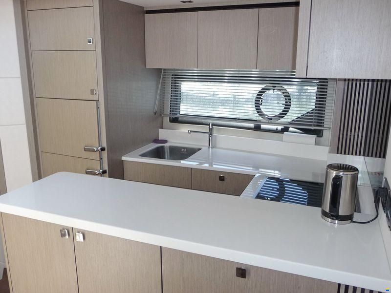 Sunseeker Predator 50