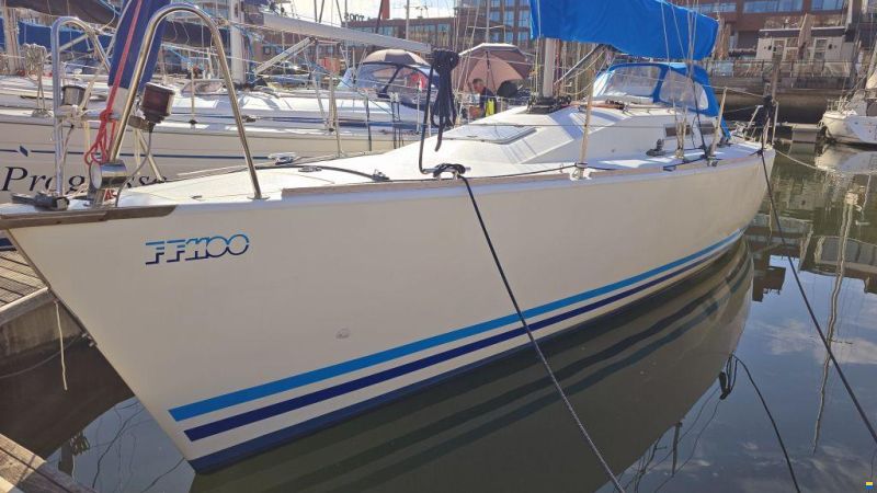 FF 1100