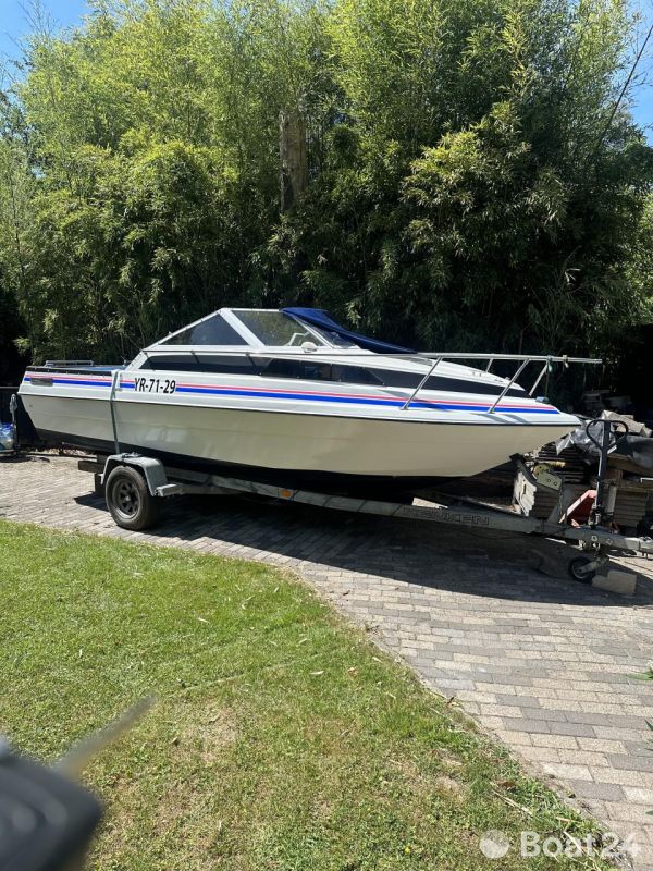 Renken cuddy cabin 2000