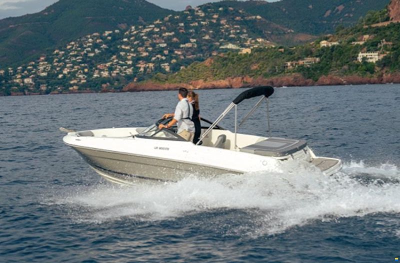 Bayliner VR4 Bowrider Inboard