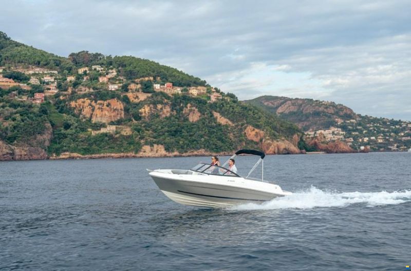 Bayliner VR4 Bowrider Inboard