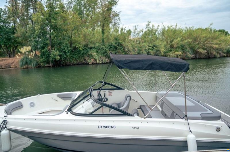 Bayliner VR4 Bowrider Inboard