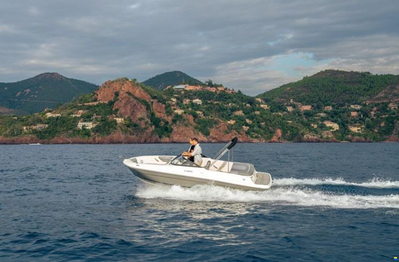Bayliner VR4 Bowrider Inboard