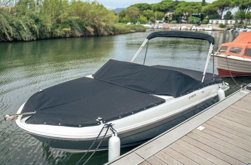 Bayliner VR4 Bowrider Inboard