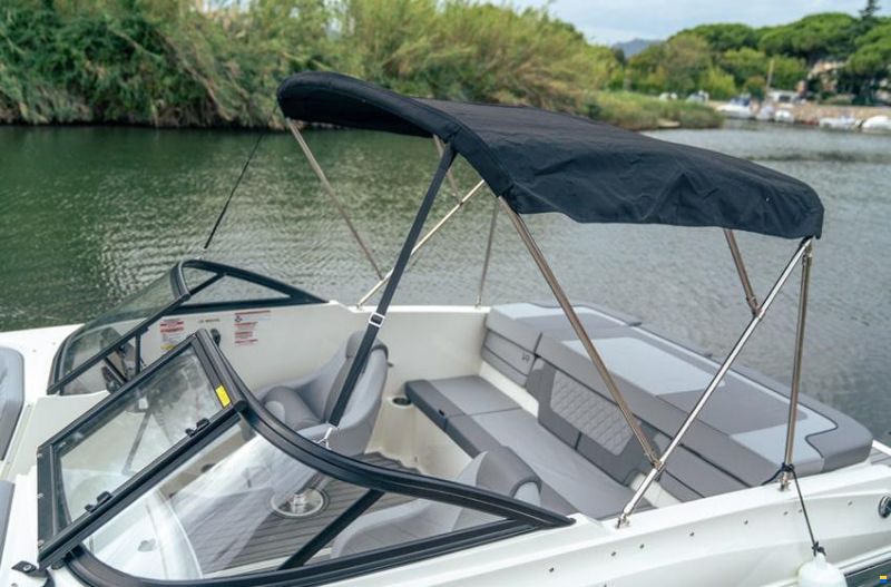 Bayliner VR4 Bowrider Inboard