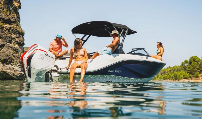 Bayliner V20 Bowrider Outboard 115PS