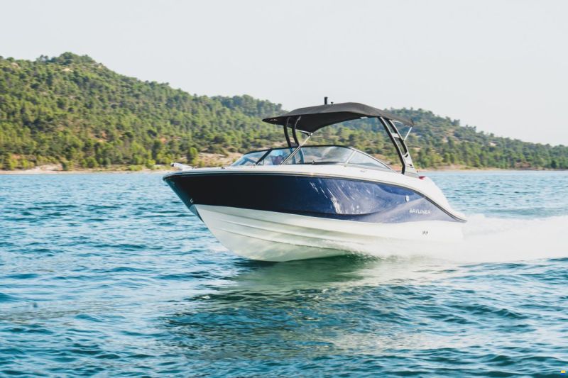 Bayliner V20 Bowrider Outboard 115PS