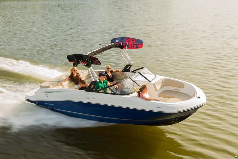 Bayliner VR6 Bowrider Inboard
