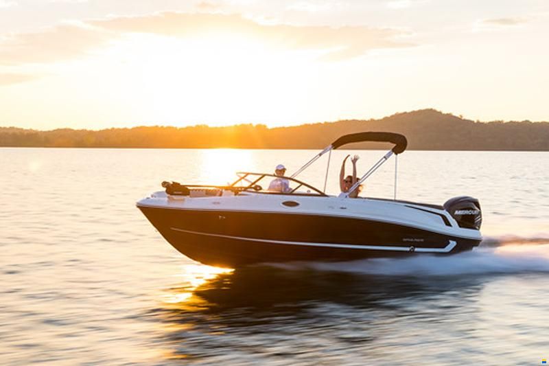 Bayliner VR6 Bowrider Outboard