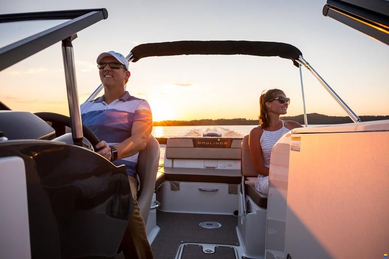Bayliner VR6 Bowrider Outboard