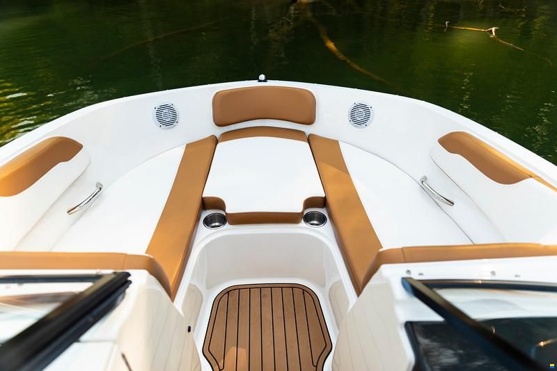 Bayliner VR6 Bowrider Outboard