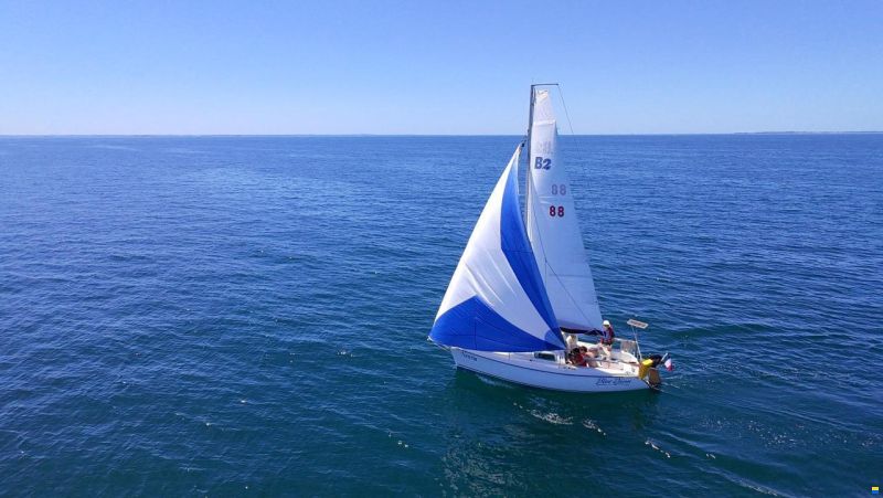 B2 Marine Blue Djinn