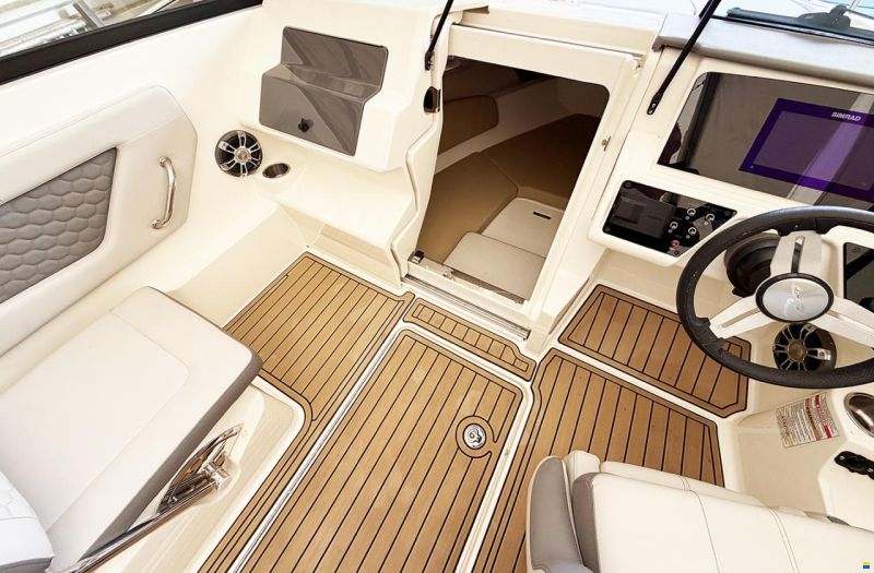 Sea Ray 230 Sunsport OB