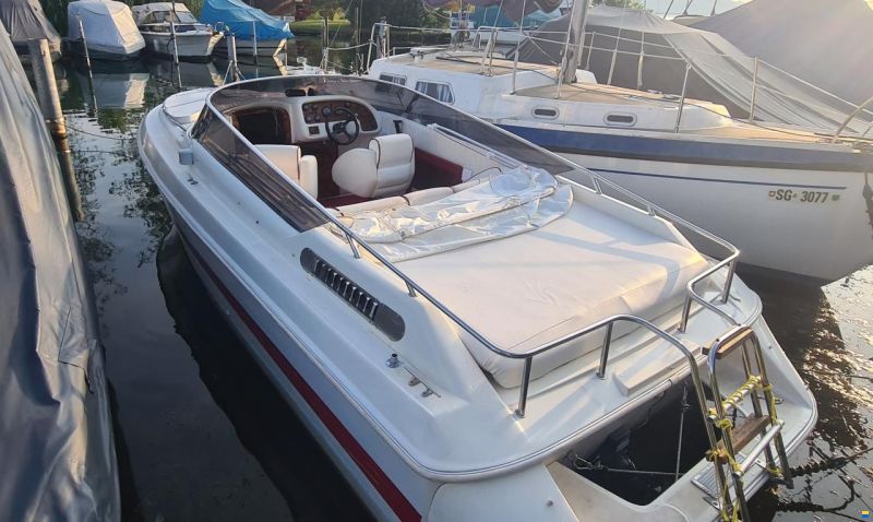 Performance 707 Motorboot